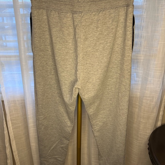 Balance Collection Menβs Pocket Jogger with Drawstring Sz M Light Gray - Picture 8 of 10